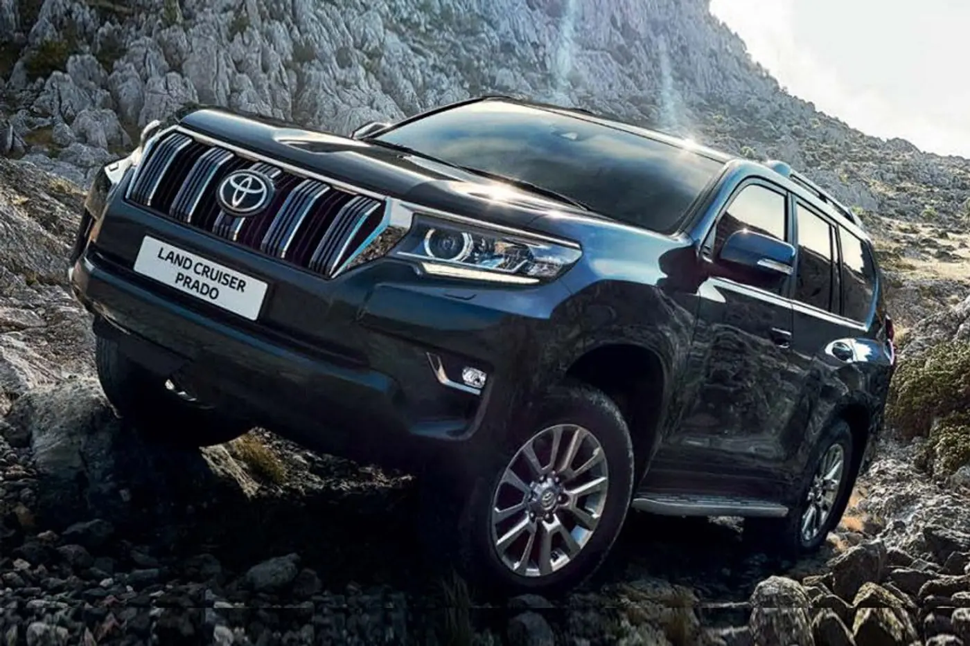 Три рецепта честного внедорожника от Toyota