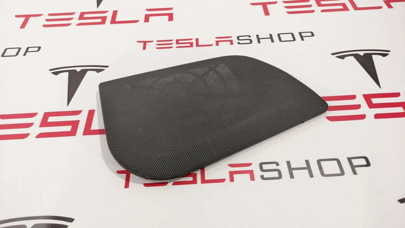Сетка для динамика к Tesla Model S 2014