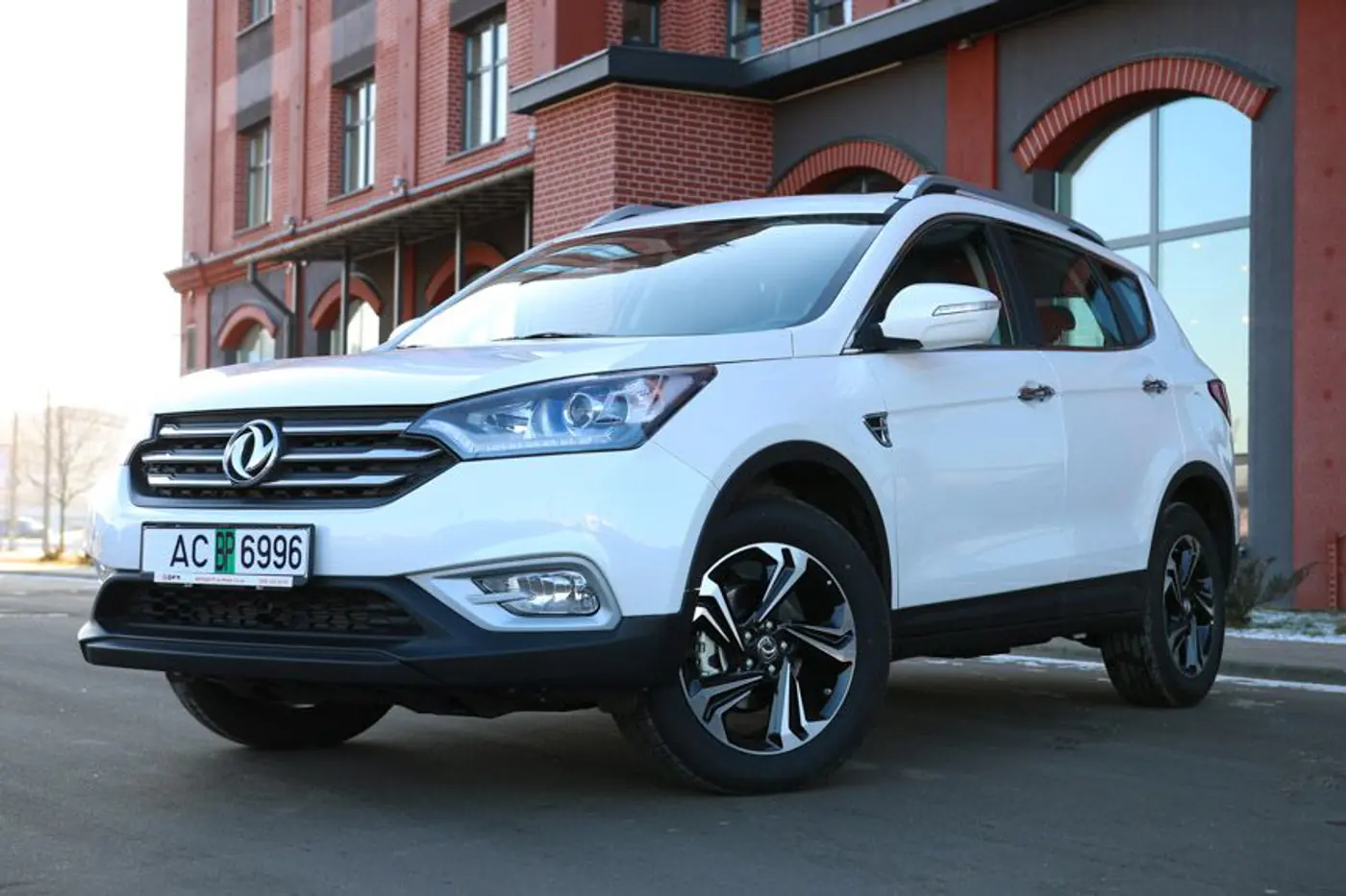 Dongfeng AX7: "анти-Атлас" или "анти-Каптюр"?