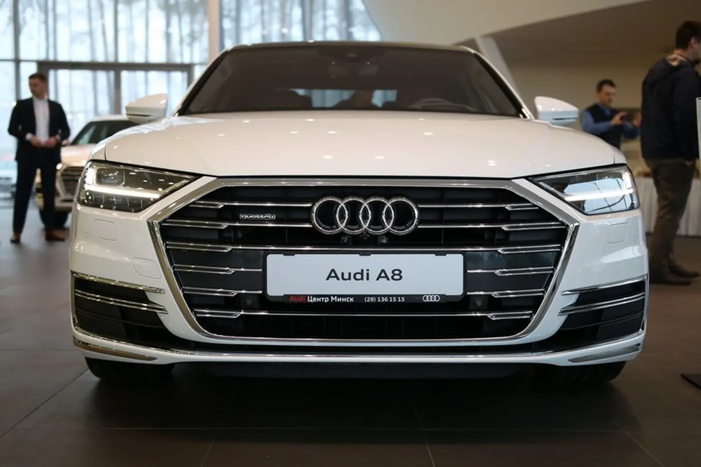 Великолепие: новая Audi A8 представлена в Минске