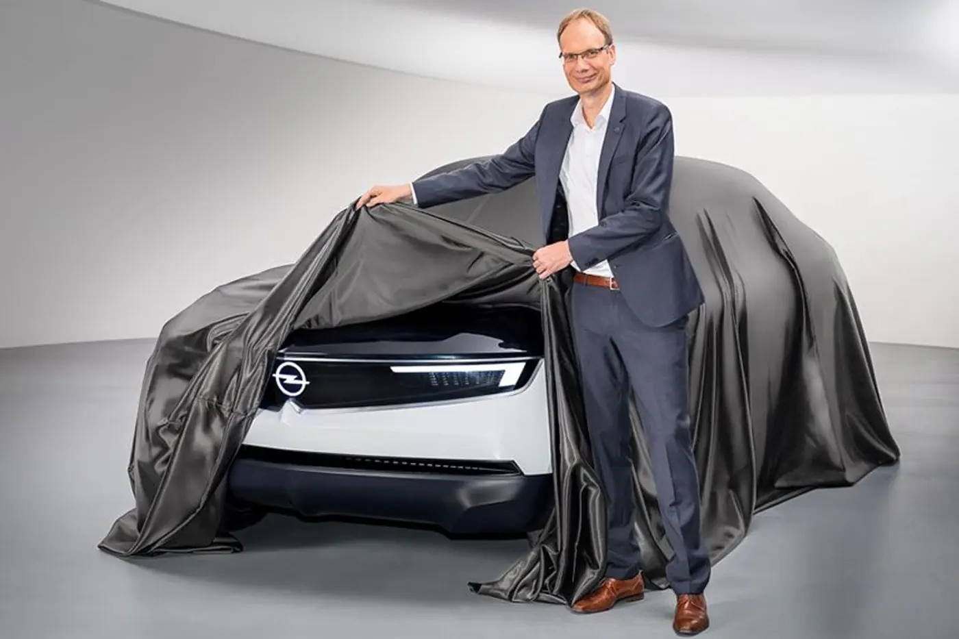 Opel продемонстрировала новый дизайн своих будущих моделей