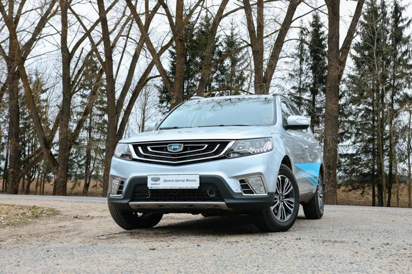Работникам БЕЛАЗа предложили Geely со скидкой 25 процентов и в рассрочку, но без гарантии. Их уже стали перепродавать
