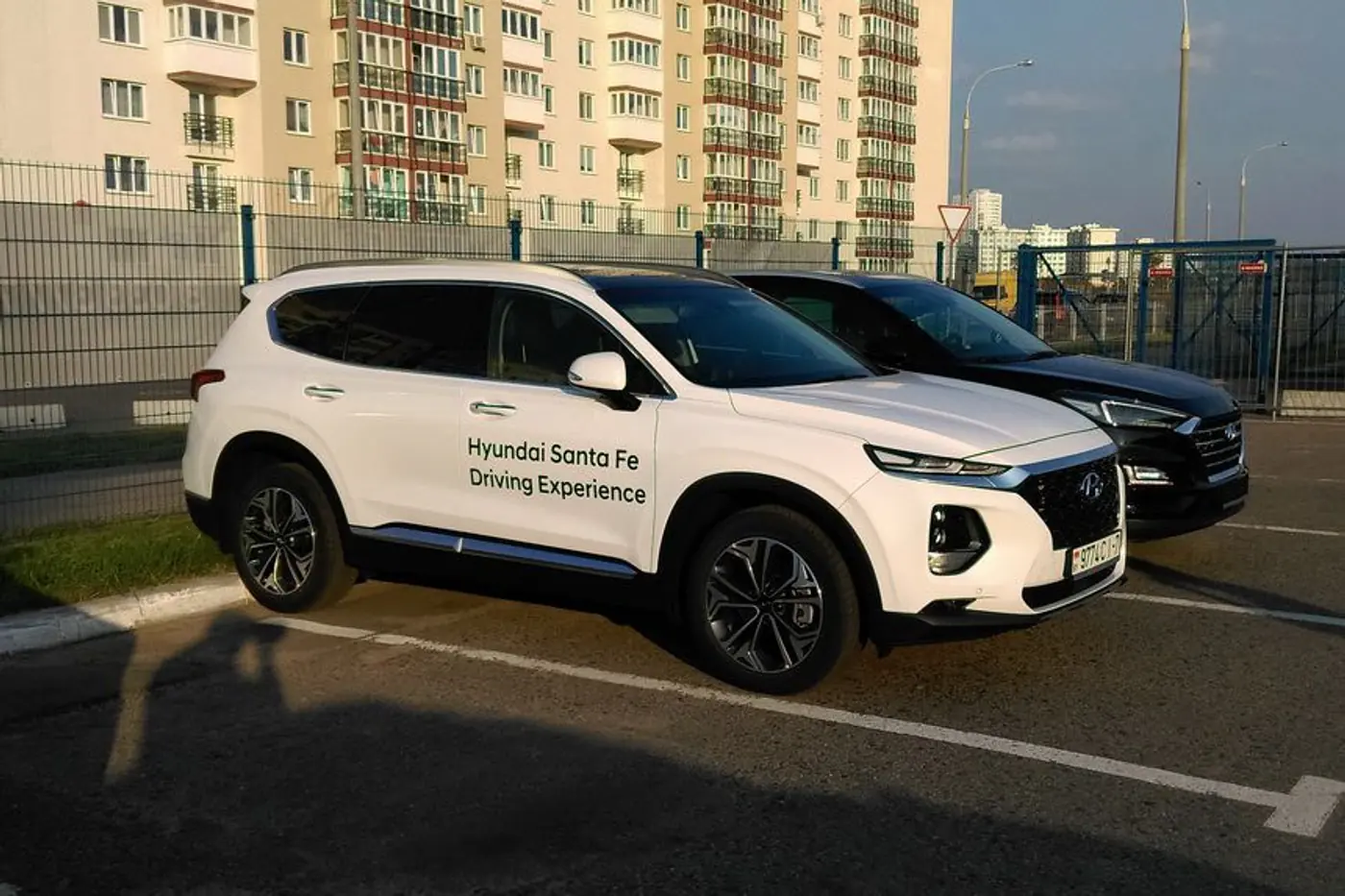 В Минск привезли новый Hyundai Santa Fe, а мы узнали комплектации и цены