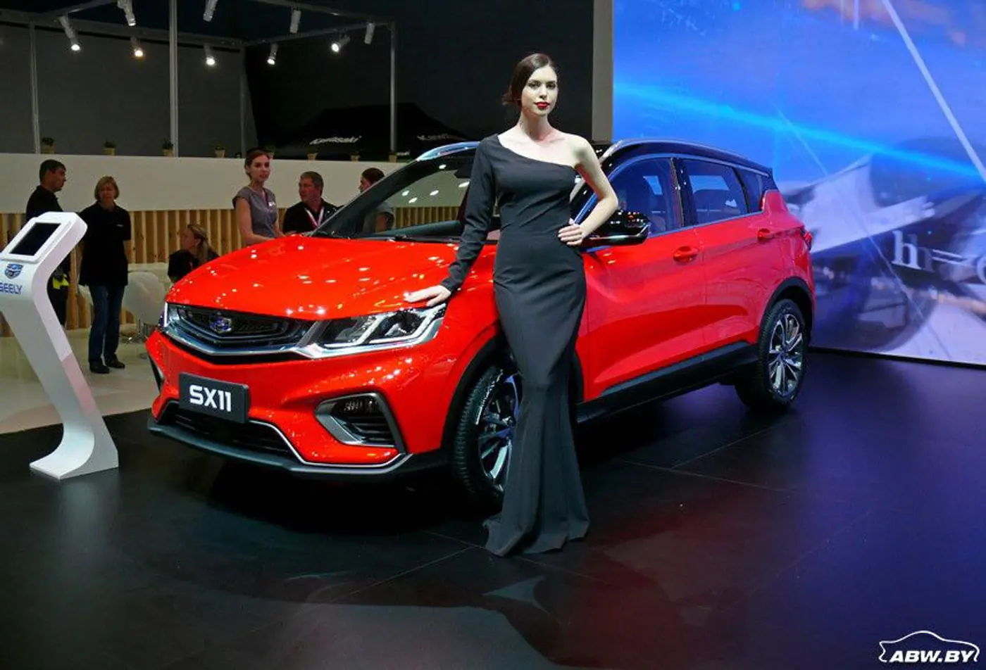 Geely раскрыла цены на свой самый компактный кроссовер, который появится и на рынке Таможенного союза