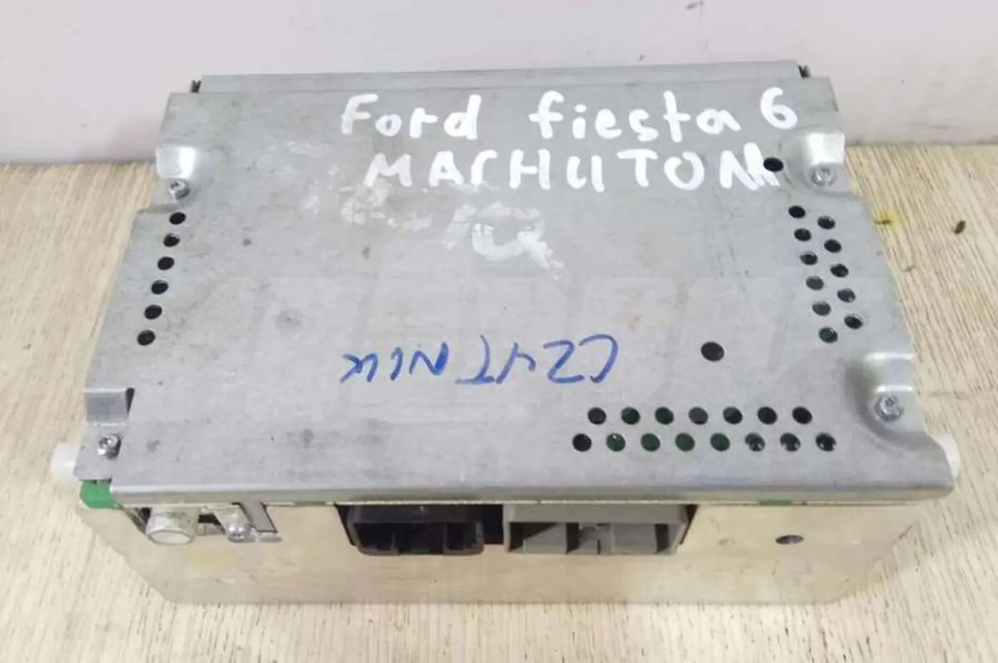Магнитола к Ford Fiesta 2010