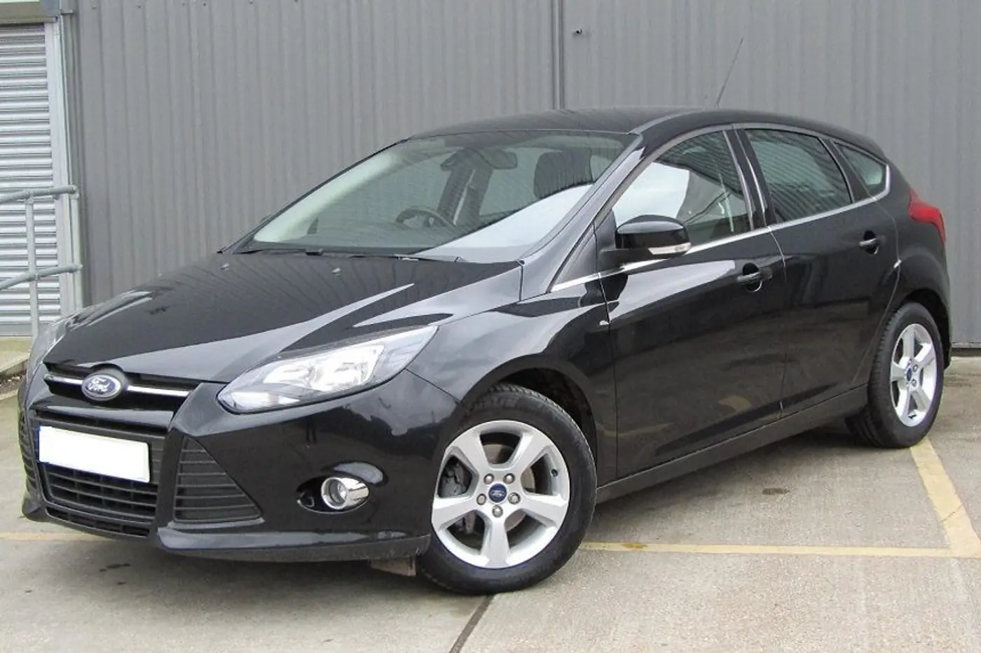 Неприятные находки на кузове четырехлетнего Ford Focus, которому незнакома белорусская соль