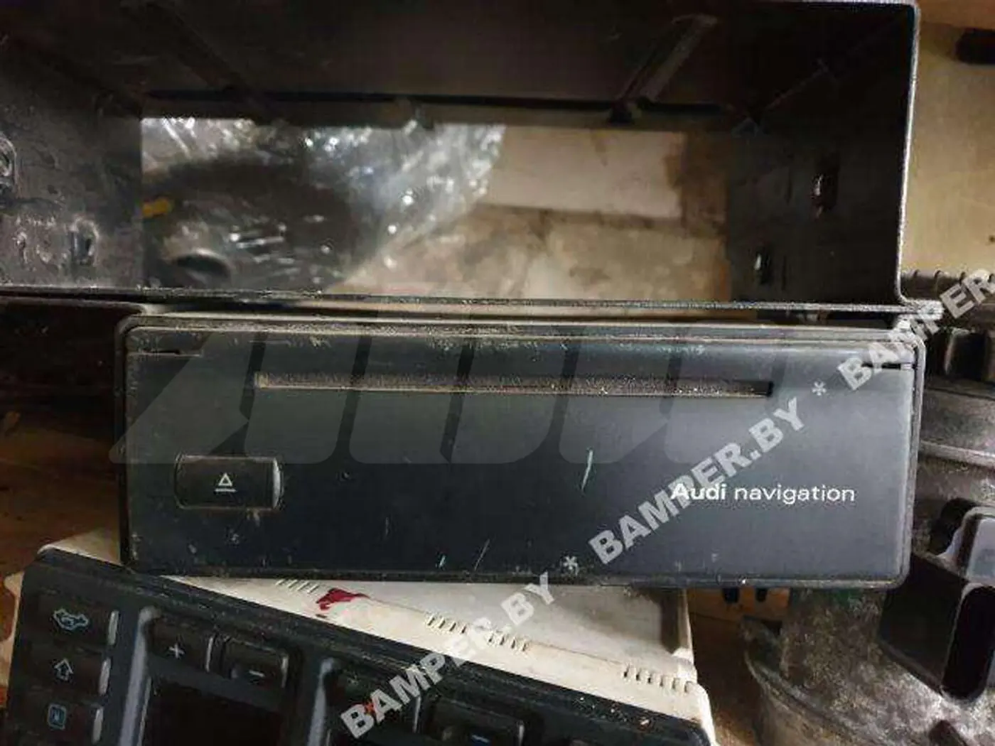 Блок навигации к Audi A6 2002