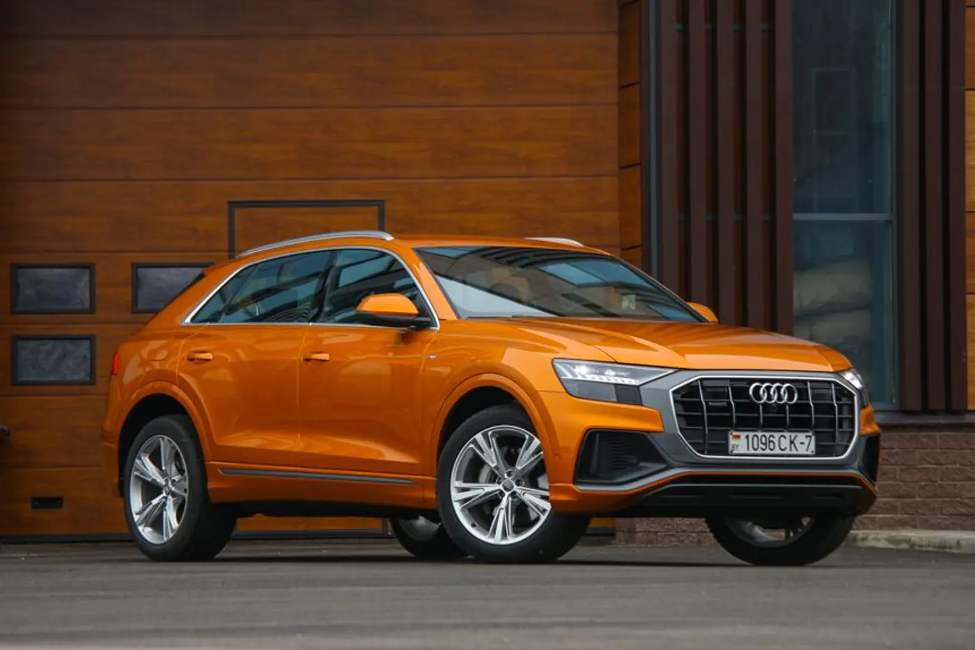 "Ку" - значит купе? Чем цепляет и почему не отпускает Audi Q8