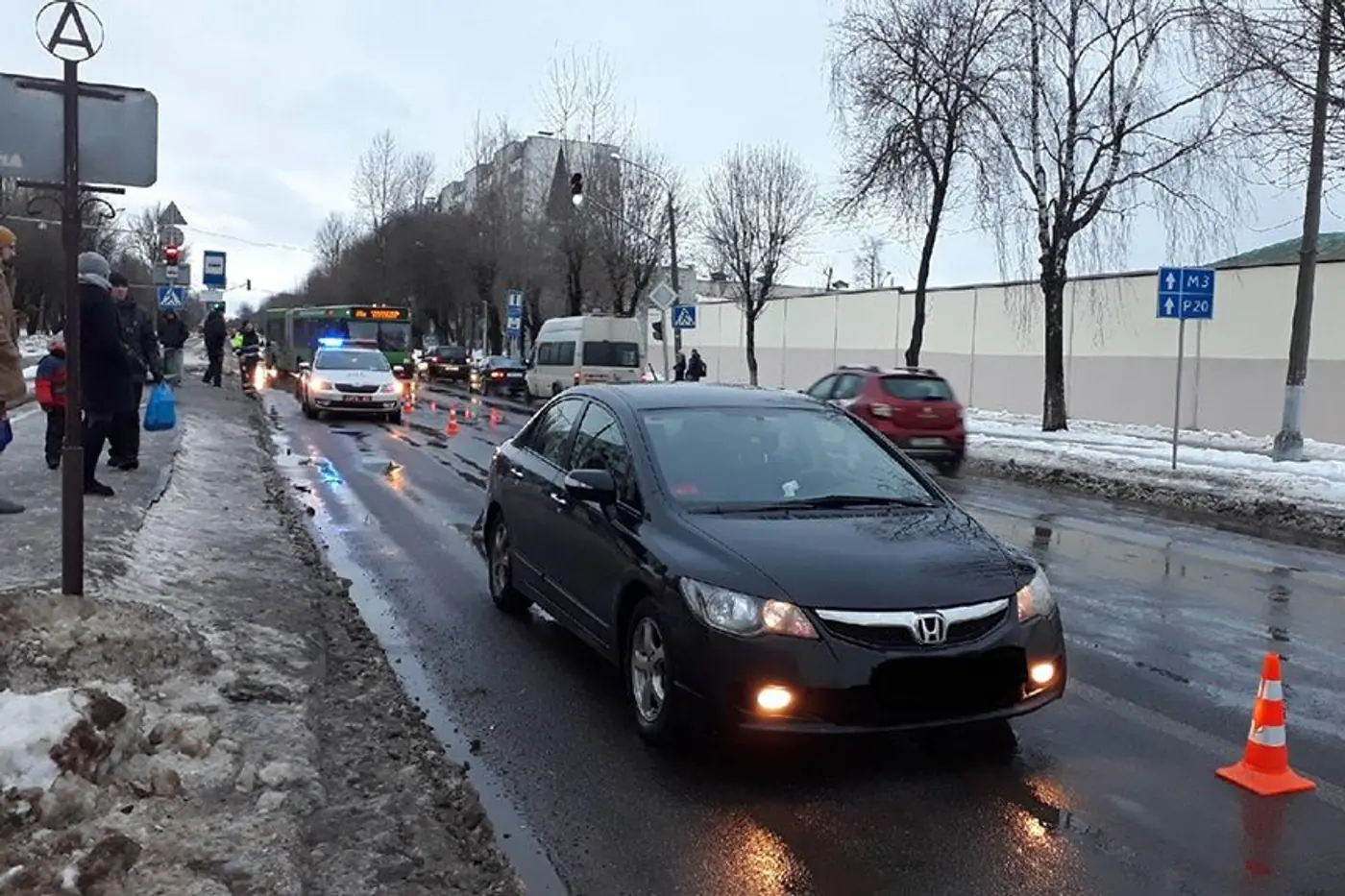 В Витебске водитель Honda Civic на переходе сбил школьника