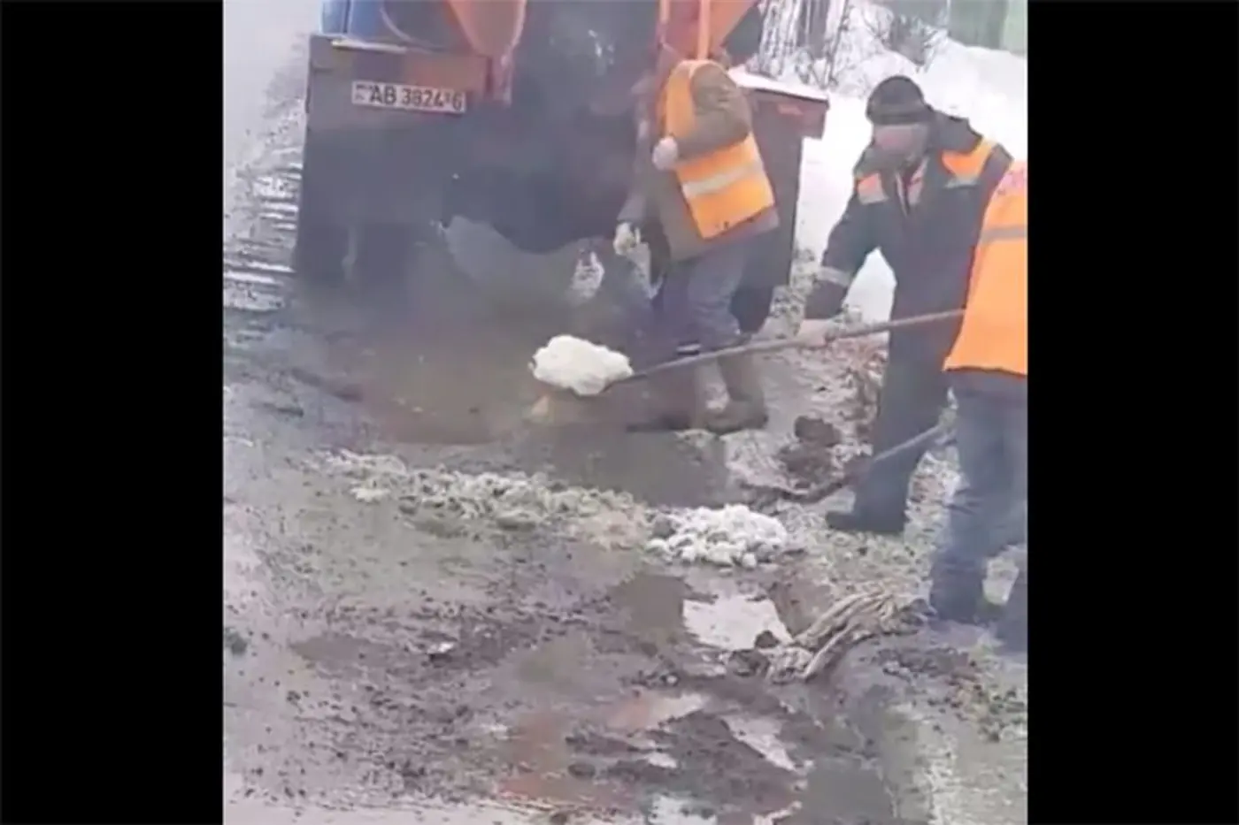 С начала года в Гродно и области за плохое содержание дорог наказали 28 дорожников