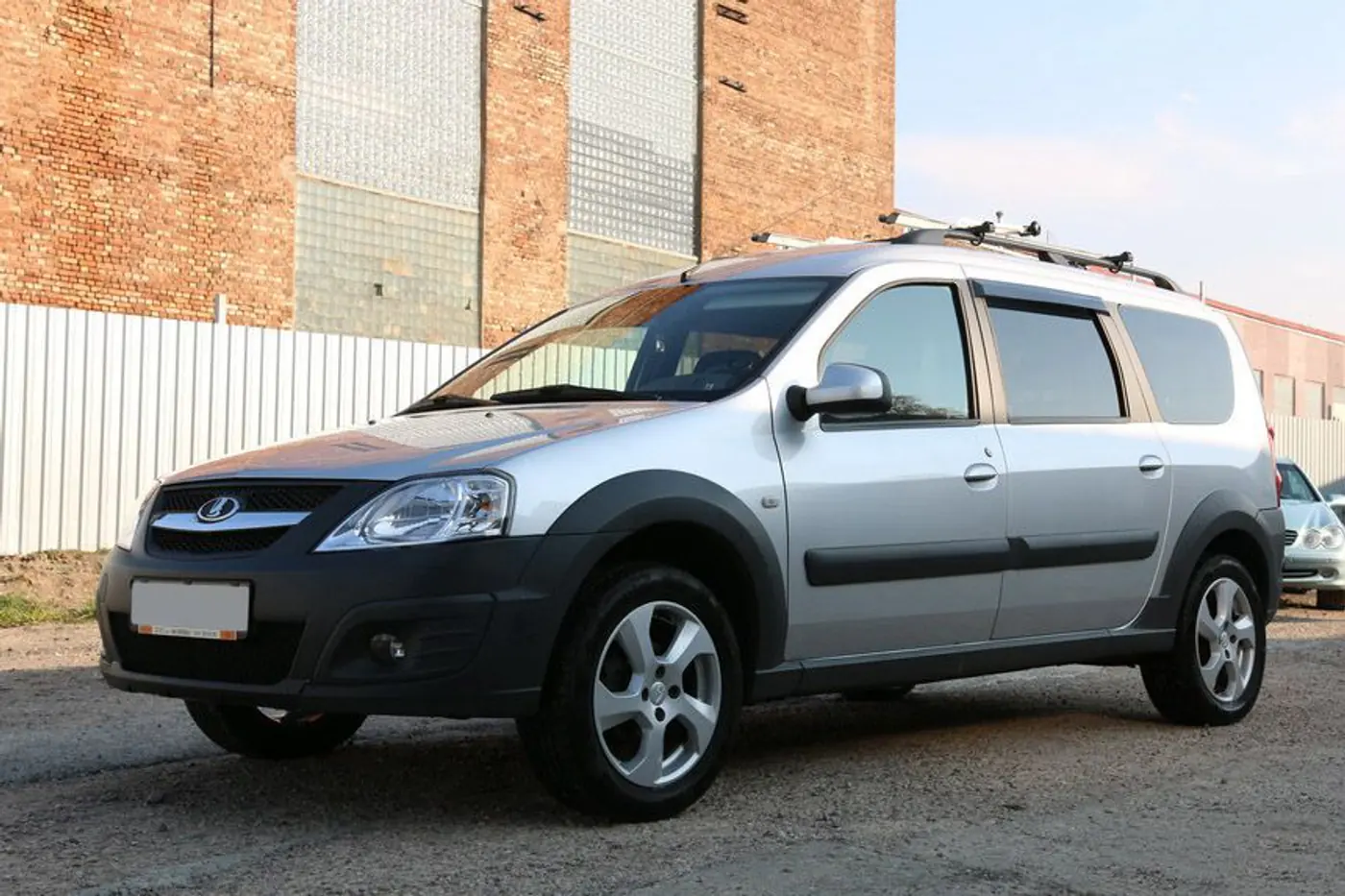 Слабое место или неправильная обкатка? Как мы искали причину вибрации на Lada Largus Cross, от которой открестился дилер