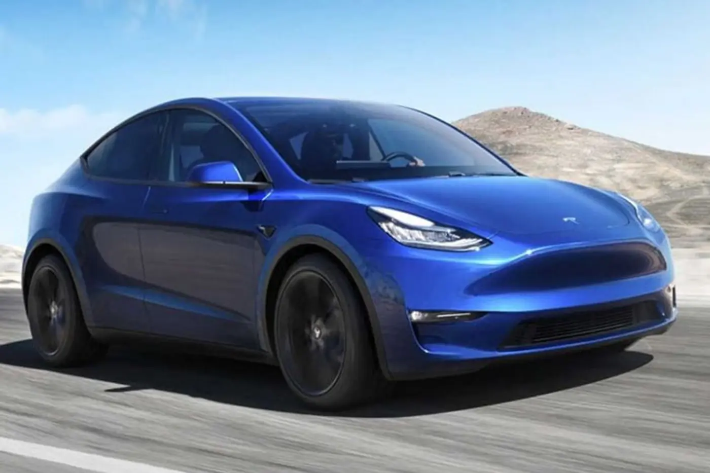 В России назвали цены на электрический кроссовер Tesla Model Y
