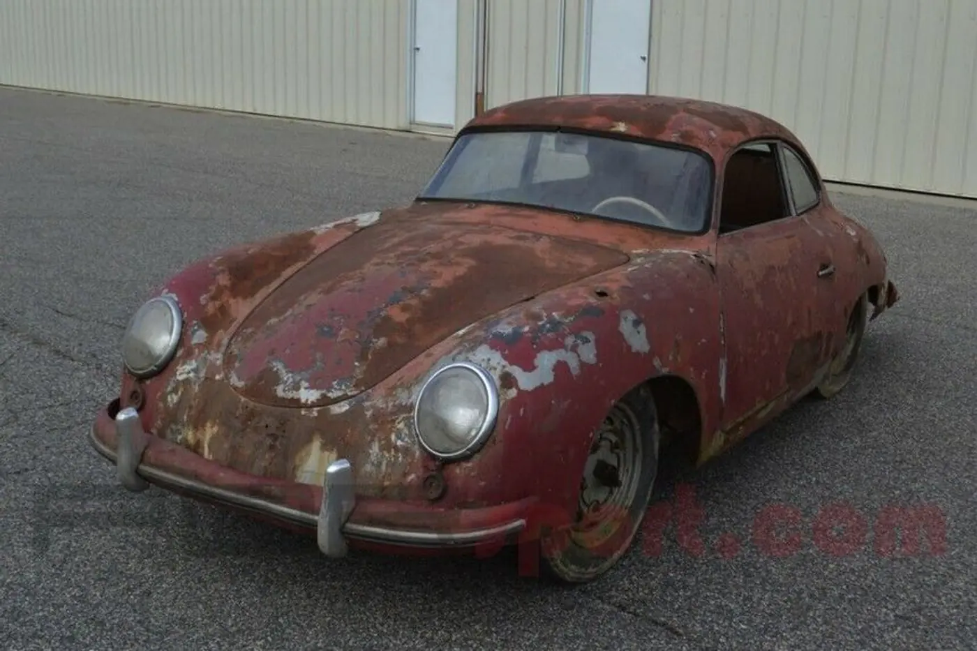 Ржавый Porsche 356 оказался дороже нового Cayenne