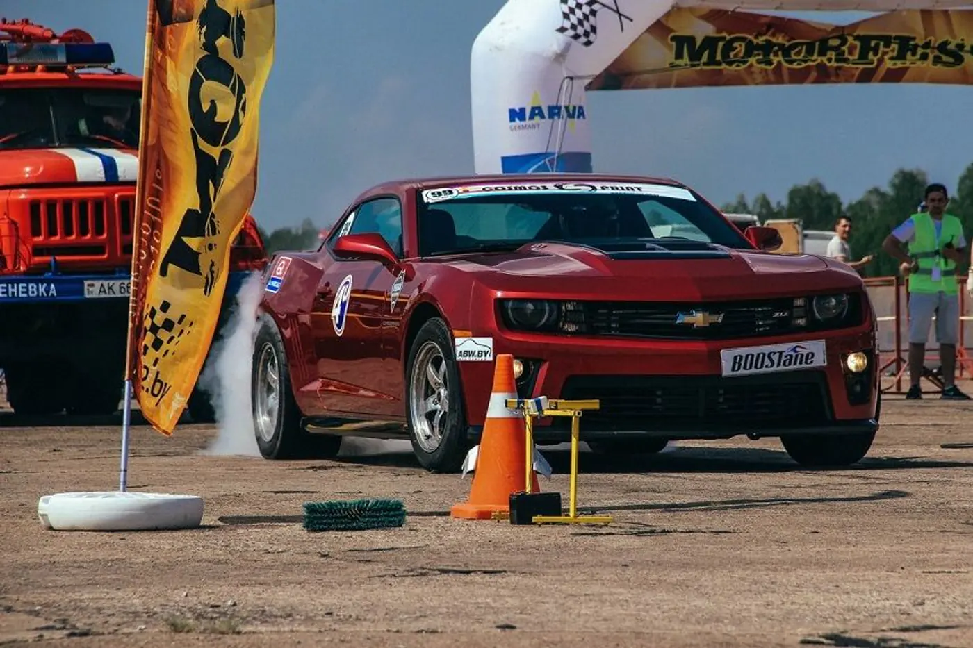 Гоночные автомобили, выставка мотоциклов и многое другое! 26 апреля - в Липках, 5 мая - в Гомеле