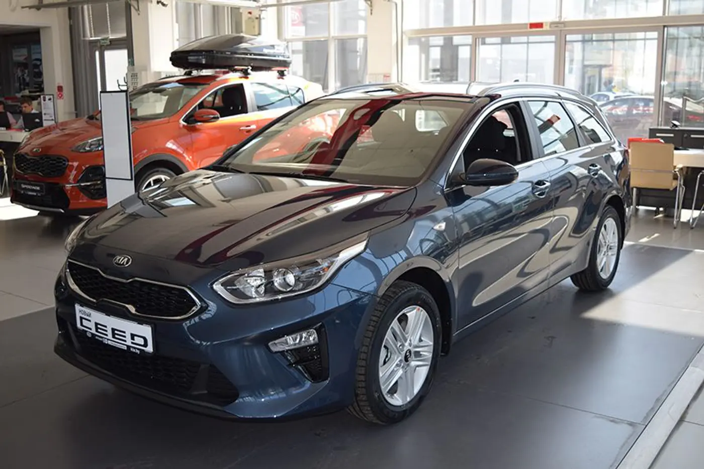 В Беларуси стартовали продажи нового поколения KIA Ceed и Ceed SW. Цены начинаются от 16.300 долларов