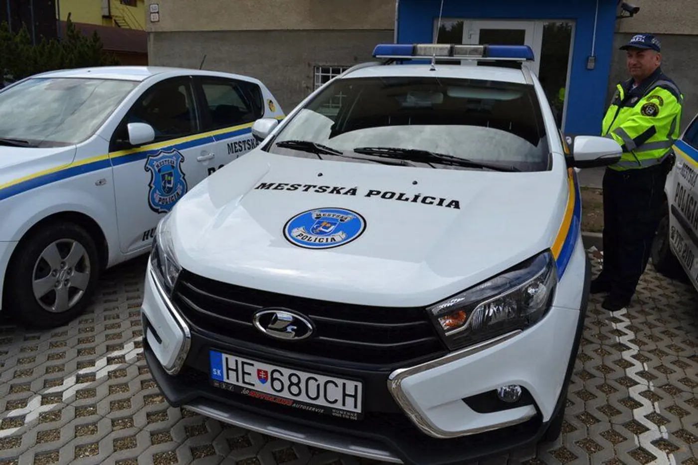 Полиция Словакии приобрела универсал Lada Vesta SW Cross