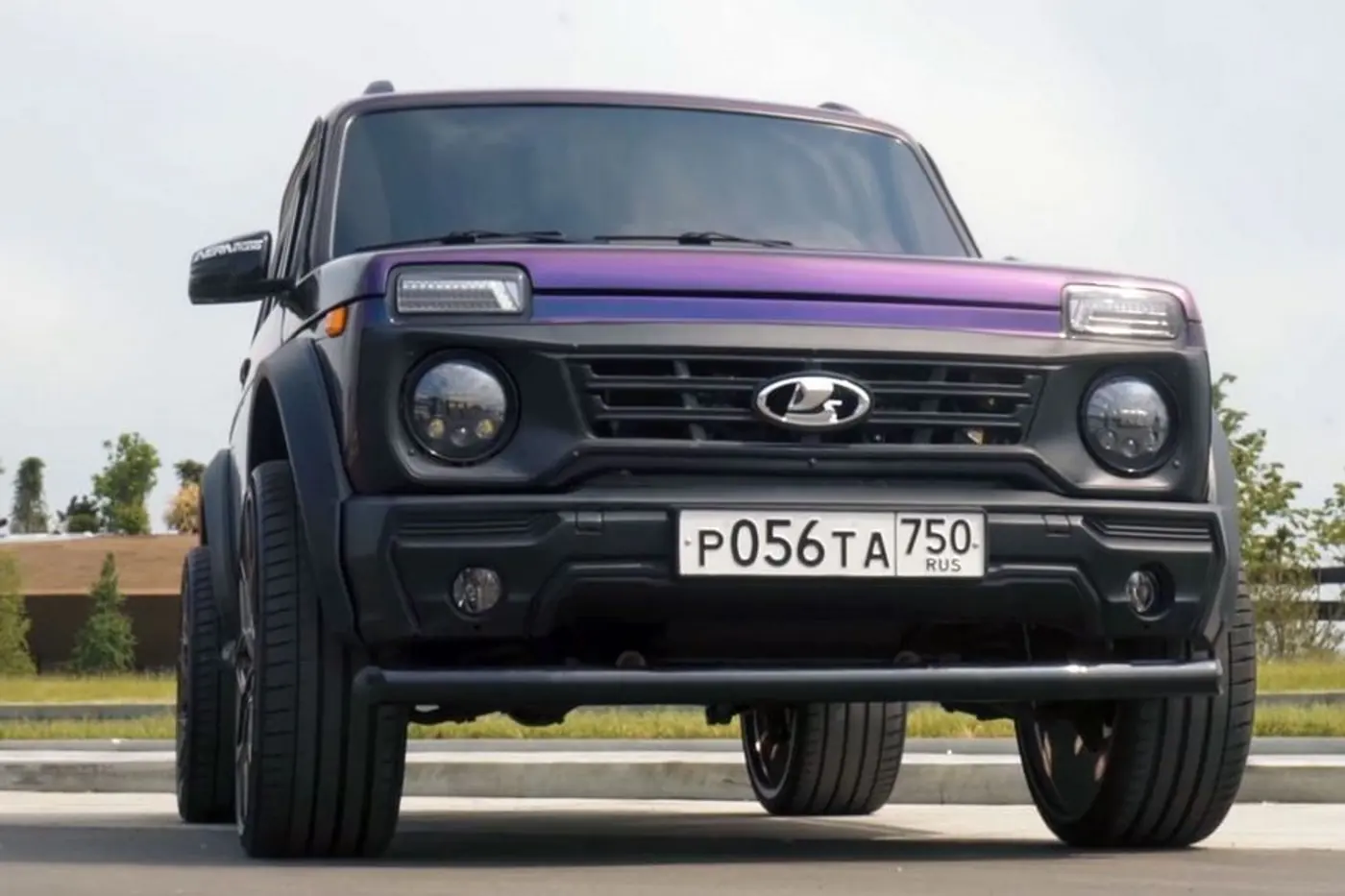 Мажорная "Нива": как выглядит внедорожник Lada за 30 тысяч долларов?