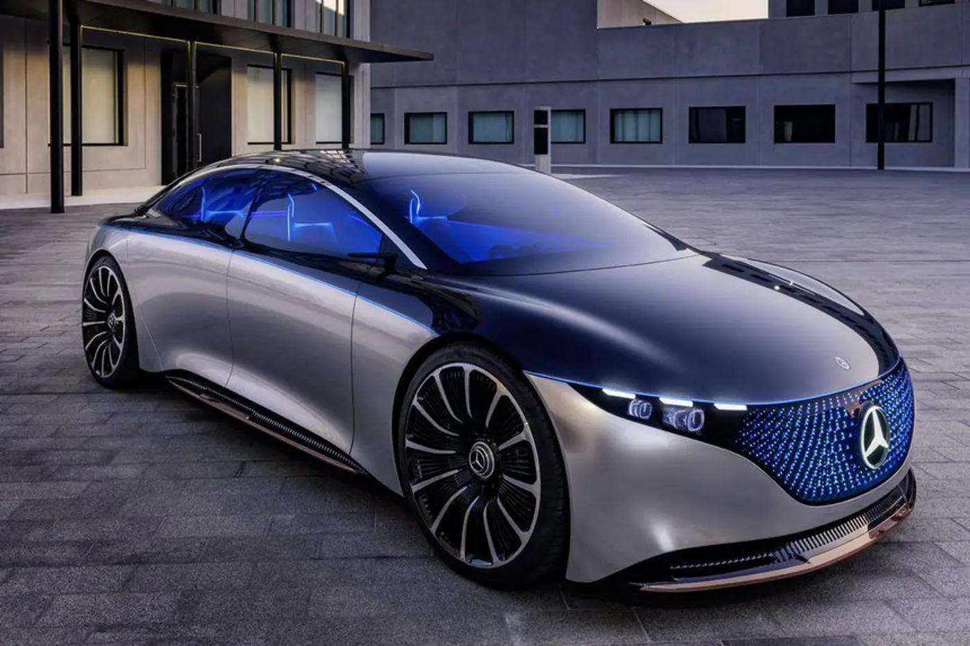 Немецкая анти-Tesla: Mercedes представил роскошный седан Vision EQS