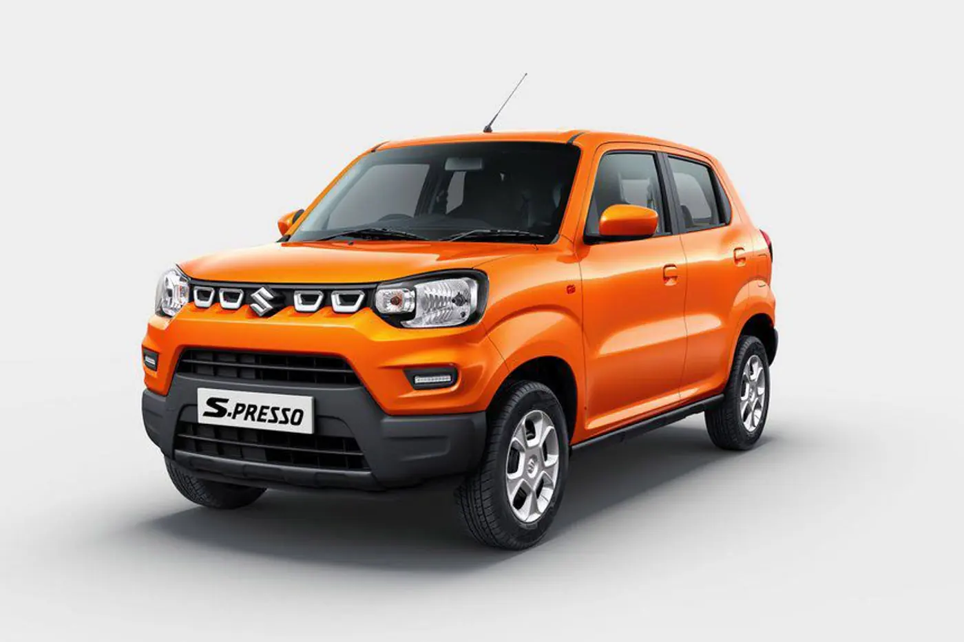 За новый бюджетный кроссовер Suzuki попросят около 5000 долларов