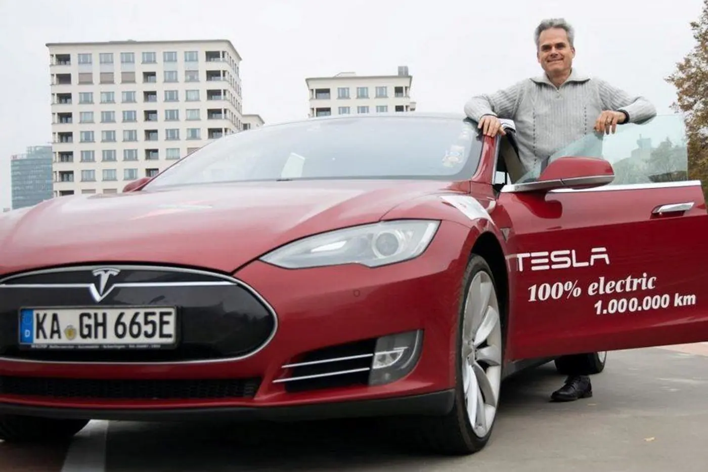 Немец рассказал о своей Tesla, преодолевшей миллион километров