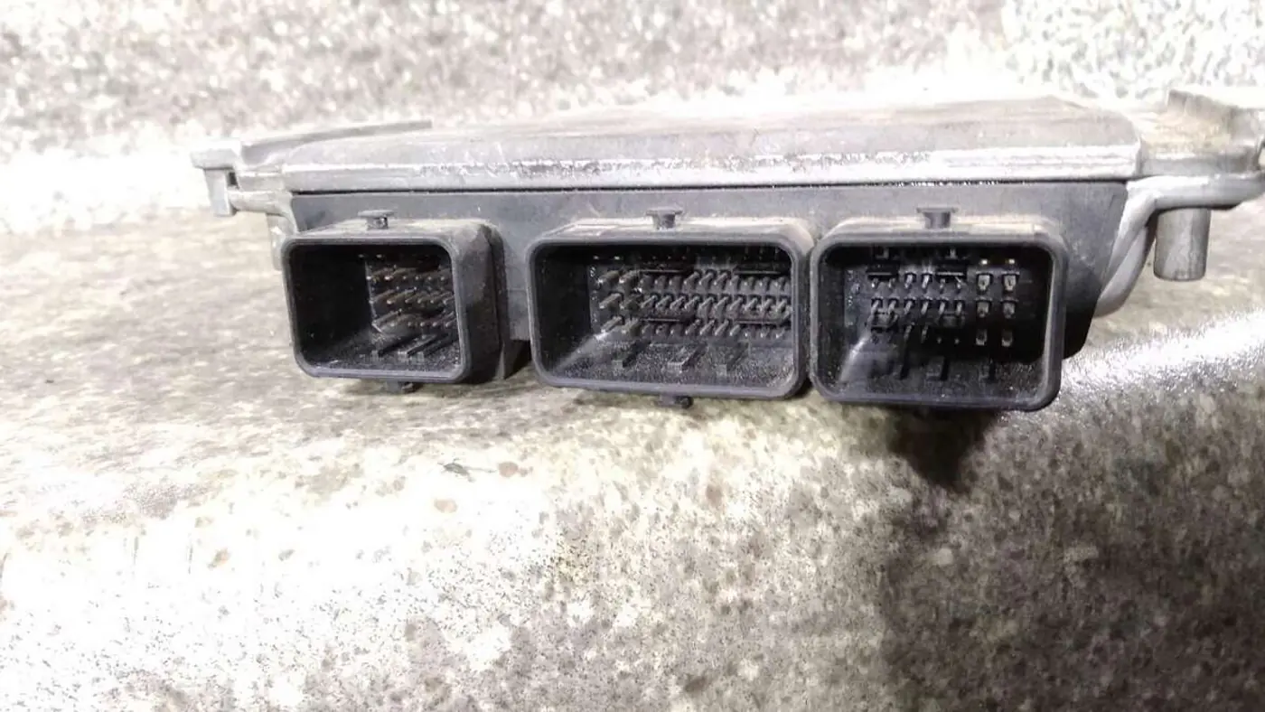 Блок управления двигателем к Peugeot 607 2002
