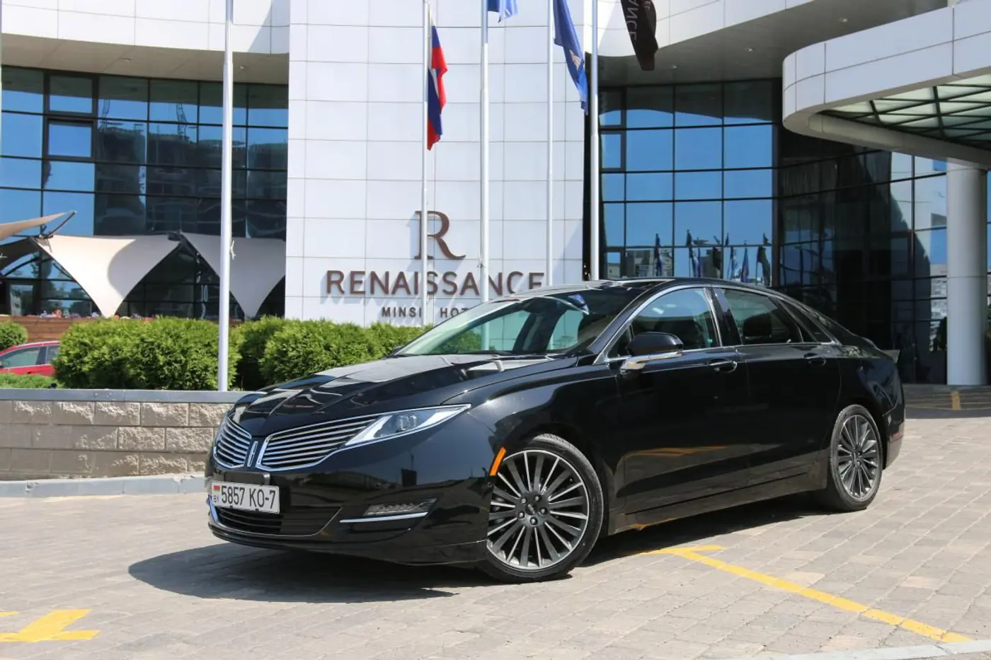 Как купить целый и почти новый автомобиль из США, или Тест-драйв роскошного Lincoln MKZ за 15.500 долларов
