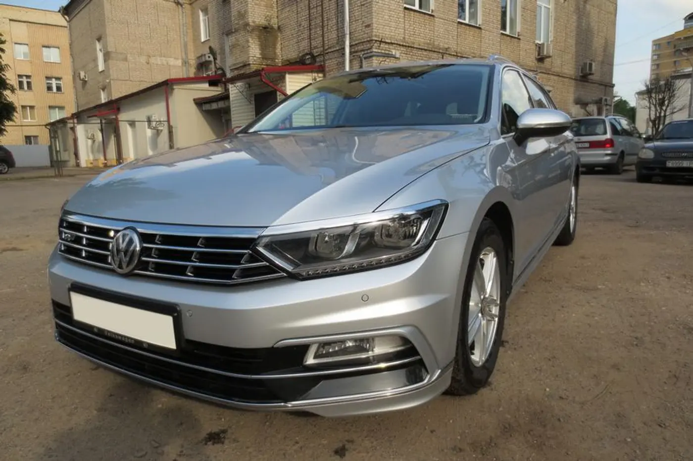 "Достоинств масса, а недостаток только один". Мнение владельца VW Passat B8