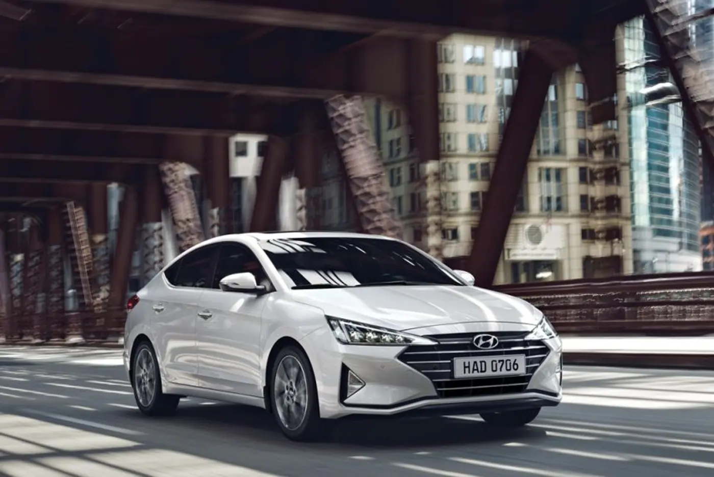 Изучайте цены, выбирая седан С-класса! Hyundai ELANTRA от 35 900 BYN