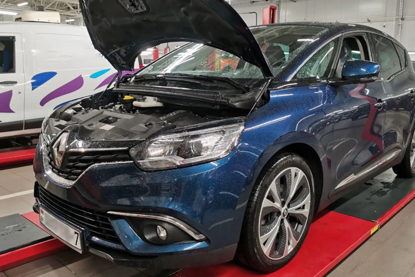 "Стояли и разводили руками!" Чем обернулась замена ГРМ на дизельном Renault