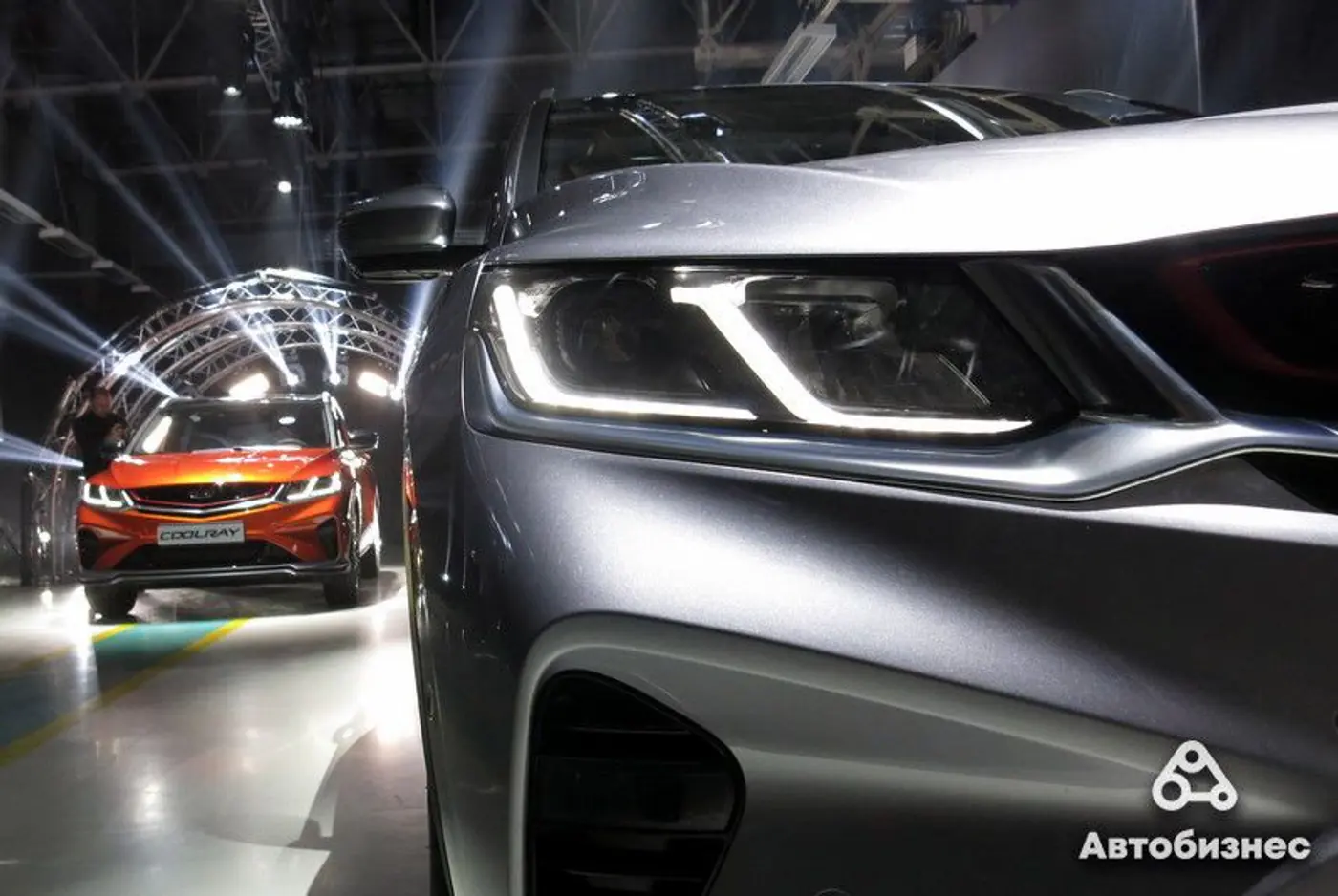 Машина новая – проблемы старые. Как кроссовер Geely на полгода застрял в ремонте