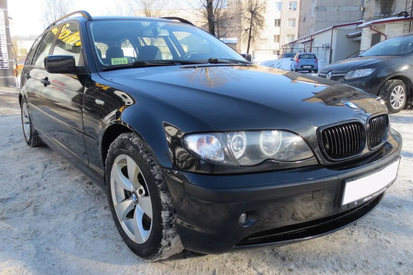 "Самому содержать этот автомобиль непросто". Мнение владельца BMW Е46