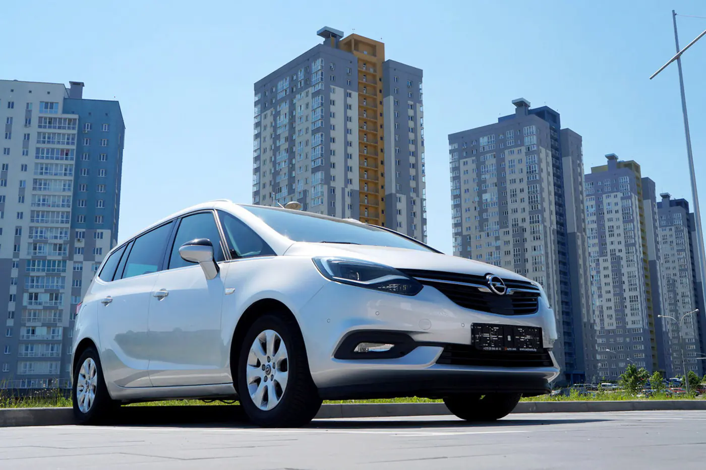 Тест-драйв подержанного Opel Zafira C: "усы" потерялись, сдержанность осталась
