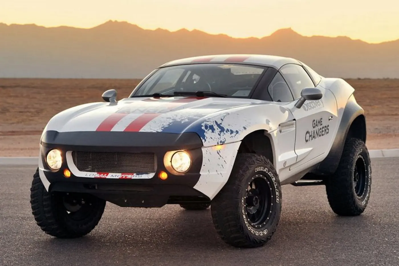 Уникальный Rally Fighter. Каким получится автомобиль, если его разрабатывают энтузиасты
