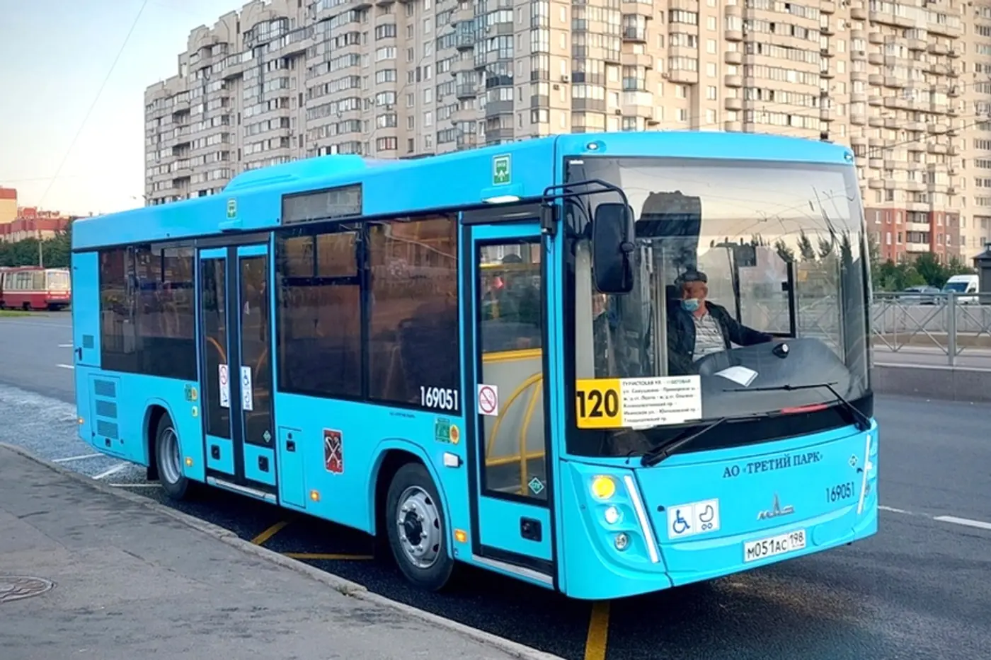 Частный перевозчик из Санкт-Петербурга закупил партию автобусов МАЗ-206945 на сжиженном метане