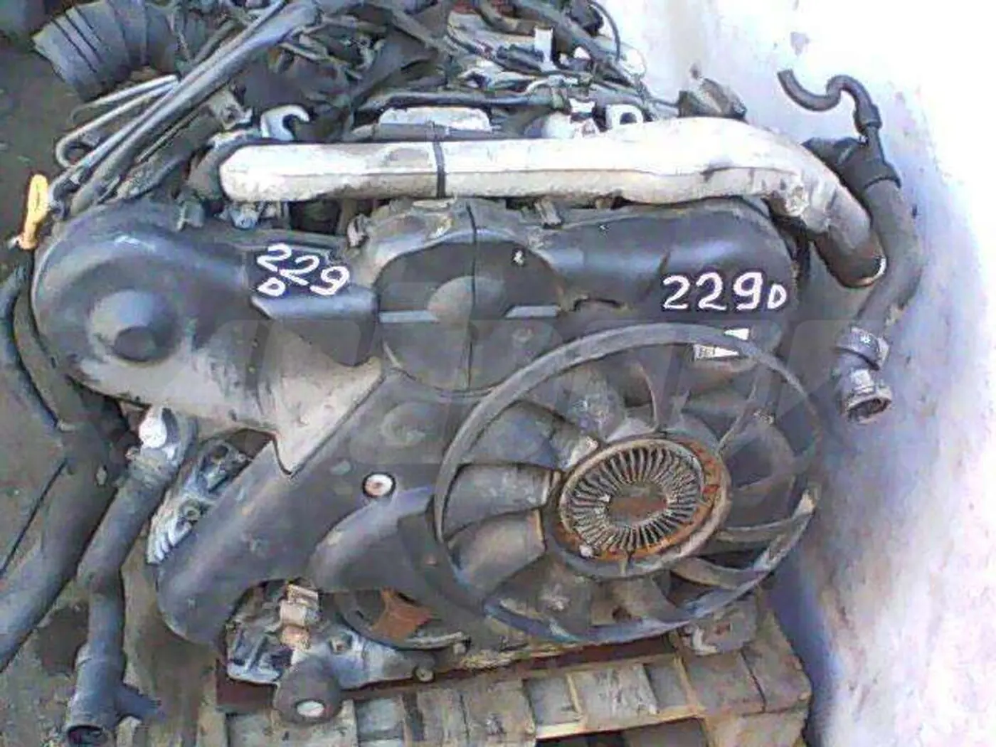 Двигатель к Audi A6 2002