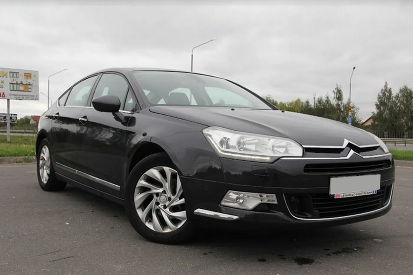 "Трос стеклоподъемника на СТО меняли пять часов". Мнение владельца Citroёn C5