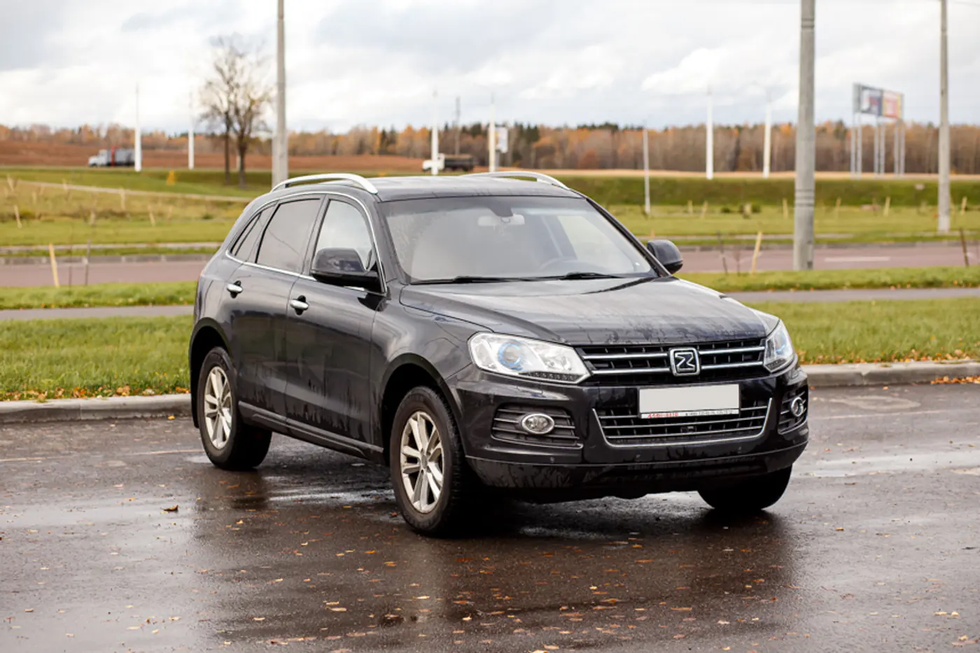 "Это как мини-Touareg, только дешевле". Мнение владельца Zotye T600