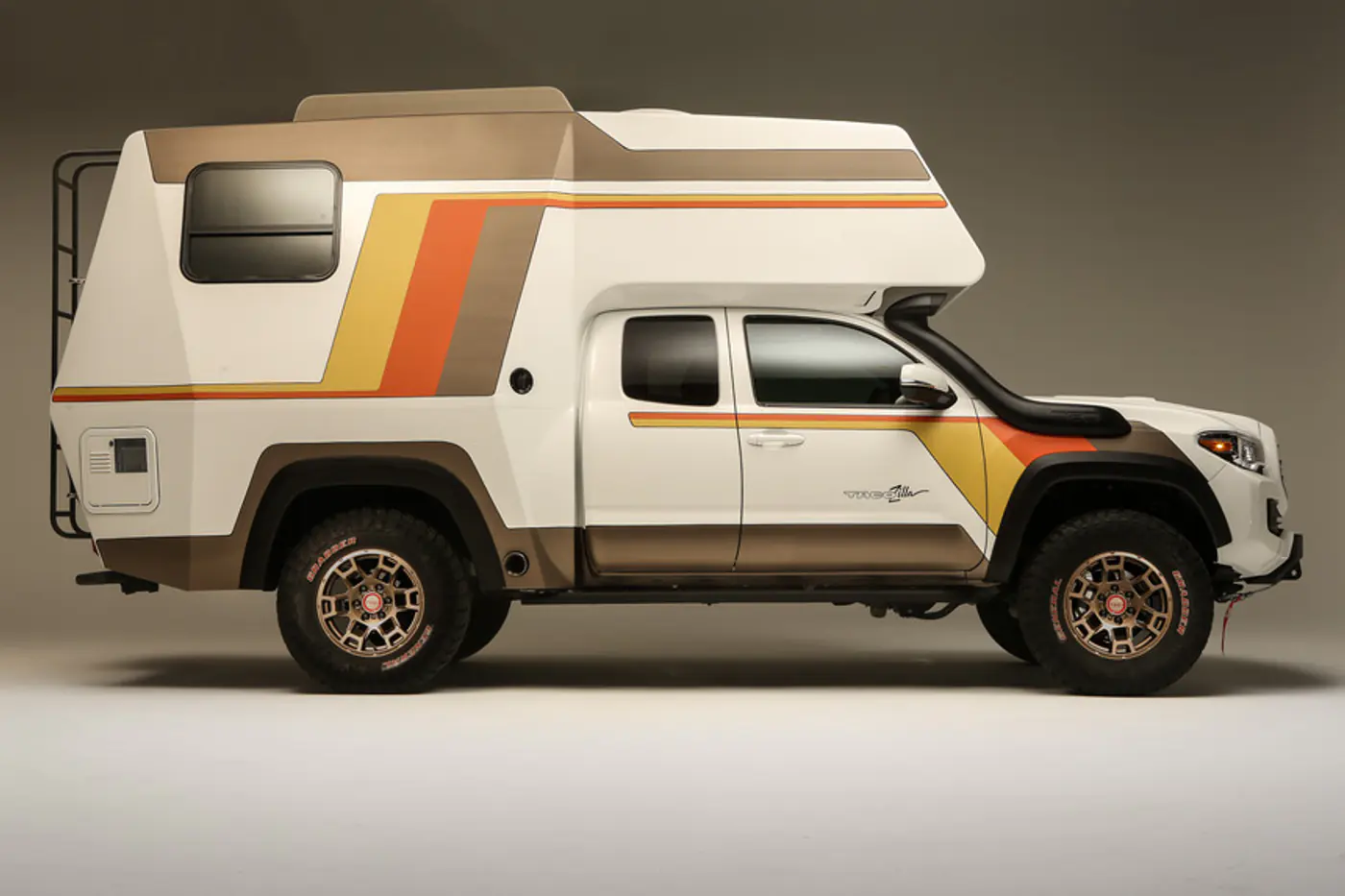 Тачки на прокачке. Смотрим самые безумные автомобили тюнинг-шоу SEMA в Лас-Вегасе