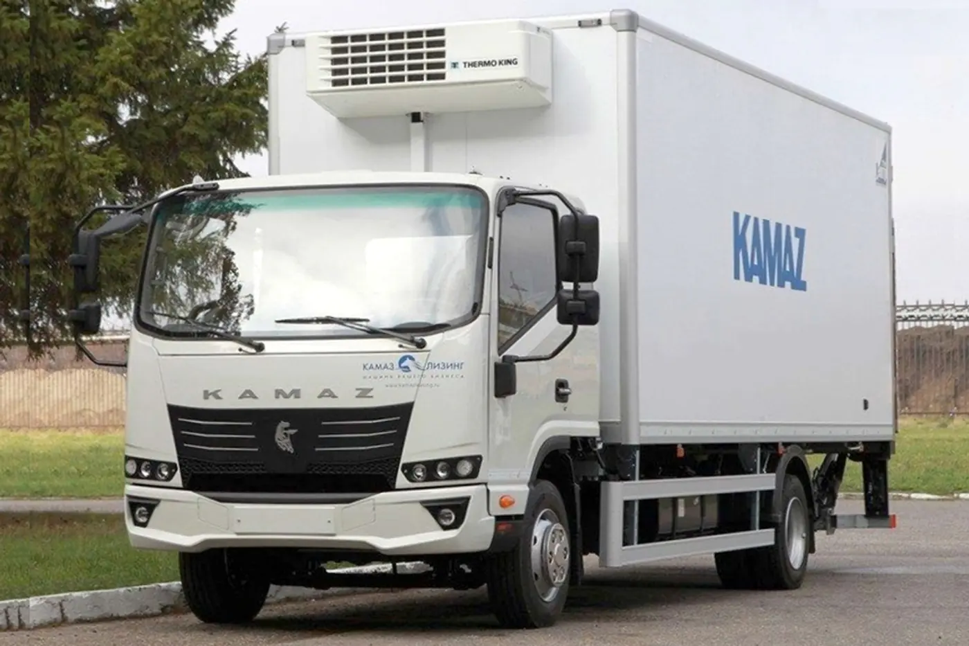 КАМАЗ перенес начало продаж малотоннажных грузовиков "Компас"