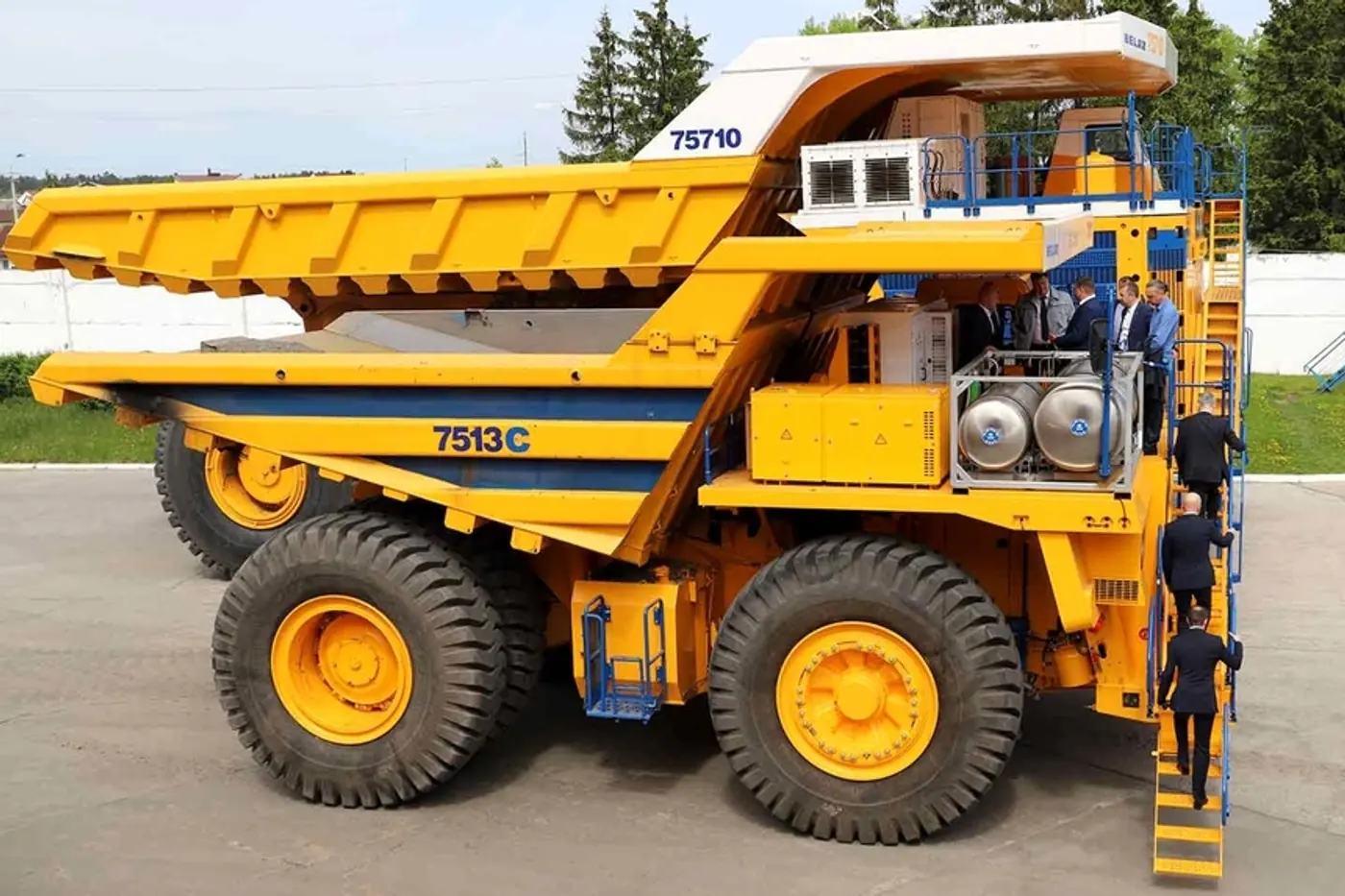 Газодизельный БЕЛАЗ-7513C прошел испытания и готов к производству. Такую машину ждали уже давно
