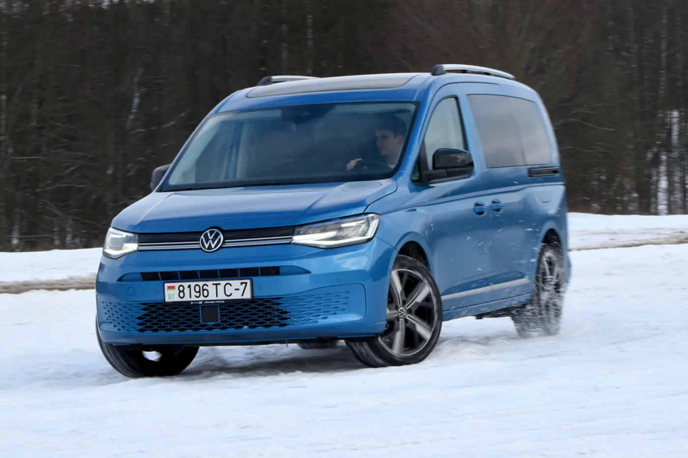 Соткан из противоречий. Почему мы не готовы влюбиться в новый Volkswagen Caddy