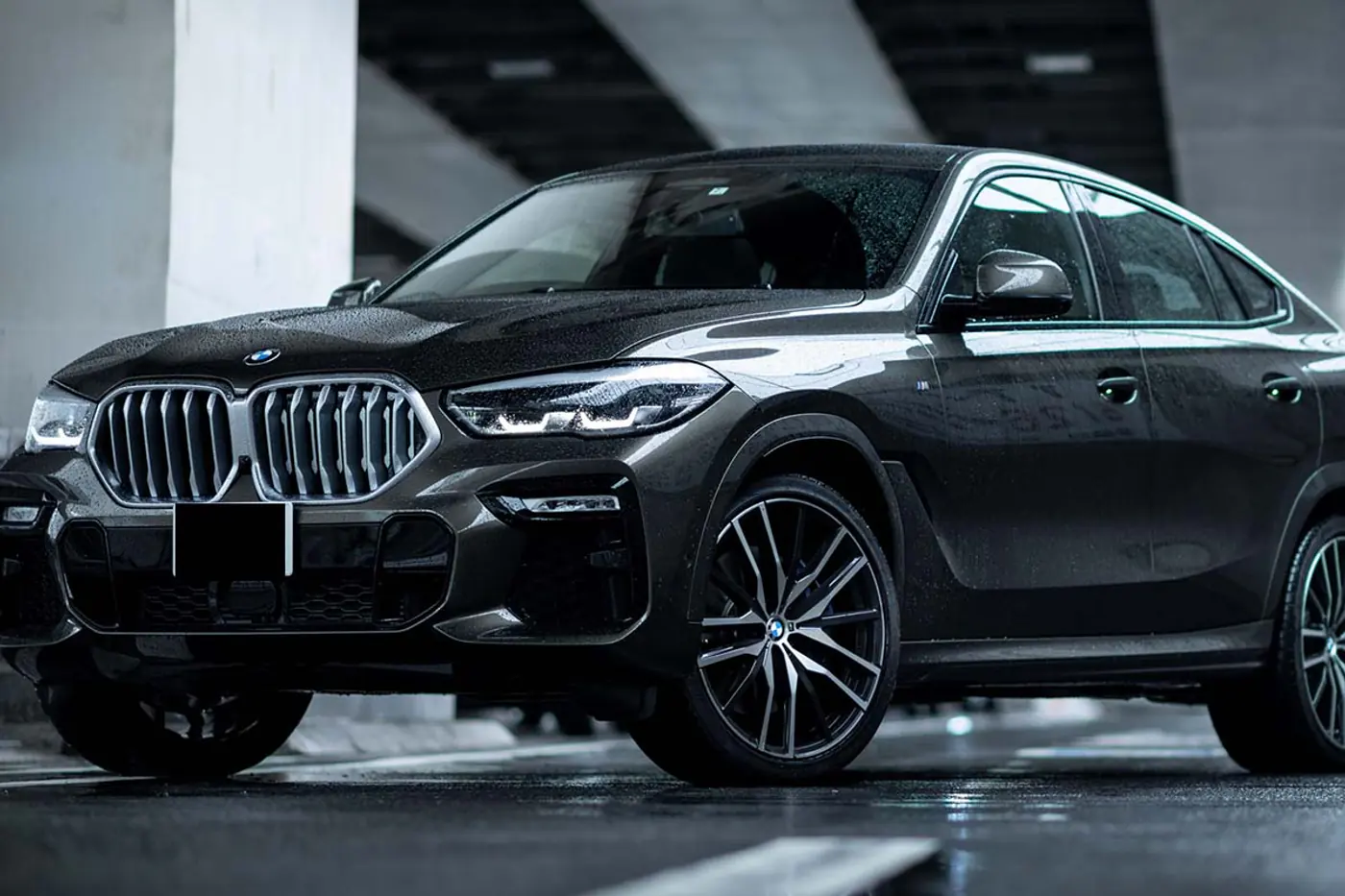 Исполнительница хита "Маршрутка" рассказала о покупке BMW. Авто поставили на учет в Беларуси
