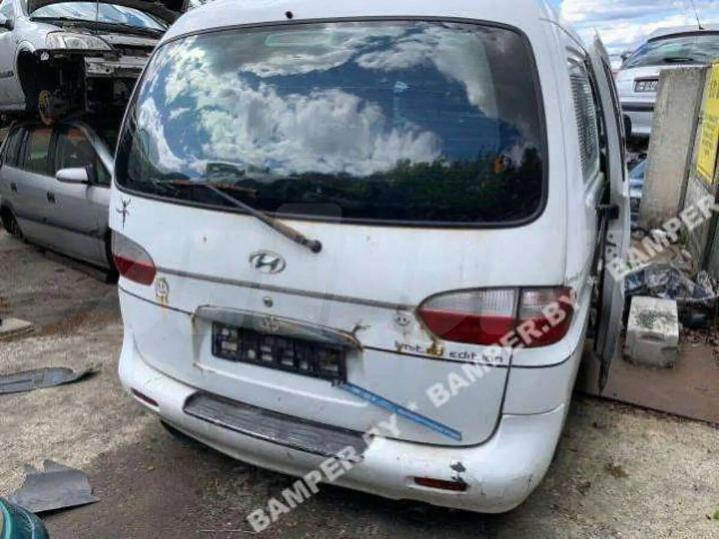 Интеркулер к Hyundai Grand Starex 2000