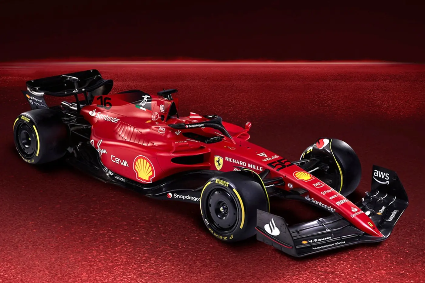Итальянские эксперты в восторге от Ferrari F1-75. Что о новой машине говорят Леклер и Сайнс