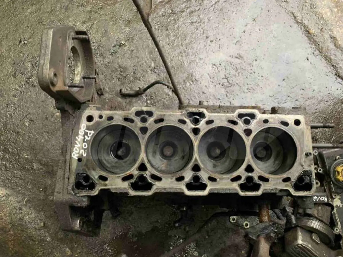 Коленвал к Rover 400 1997
