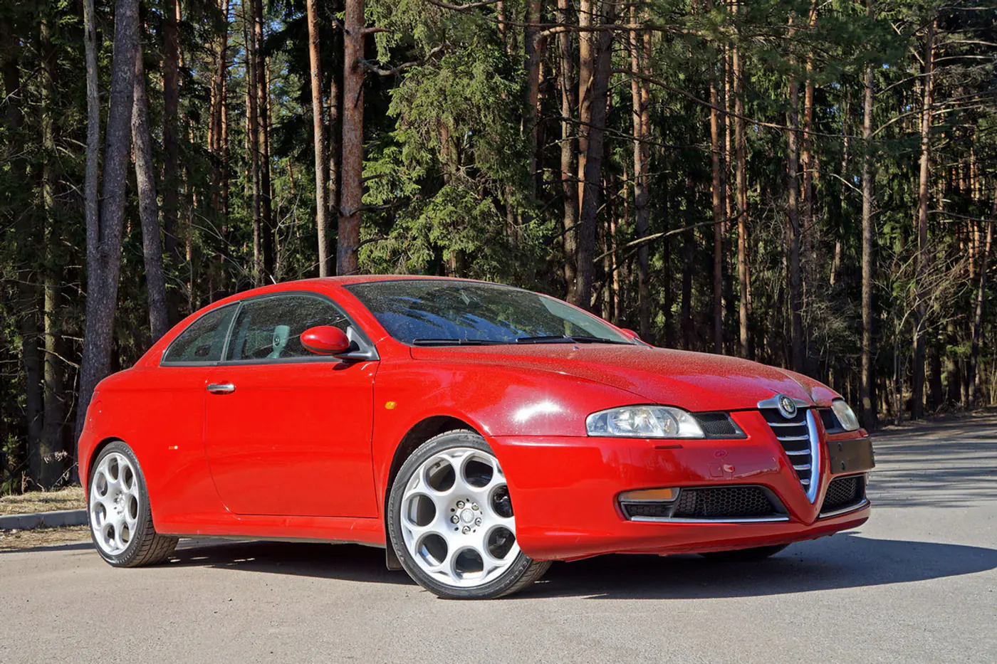 В автосервис с удовольствием. Тест-драйв подержанной Alfa Romeo GT