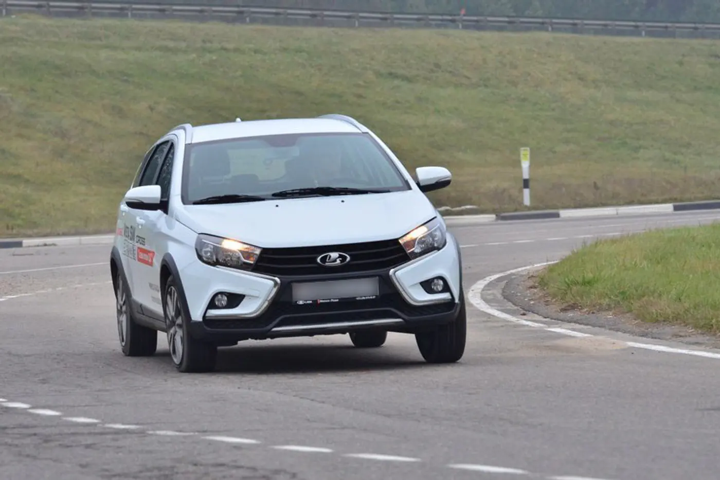 Пишем "икс". Что вы знаете о Lada Vesta?