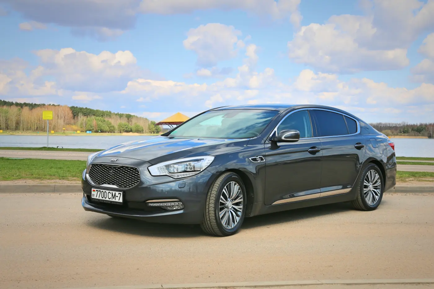 S-класс по дешевке? Тест-драйв подержанного Kia Quoris