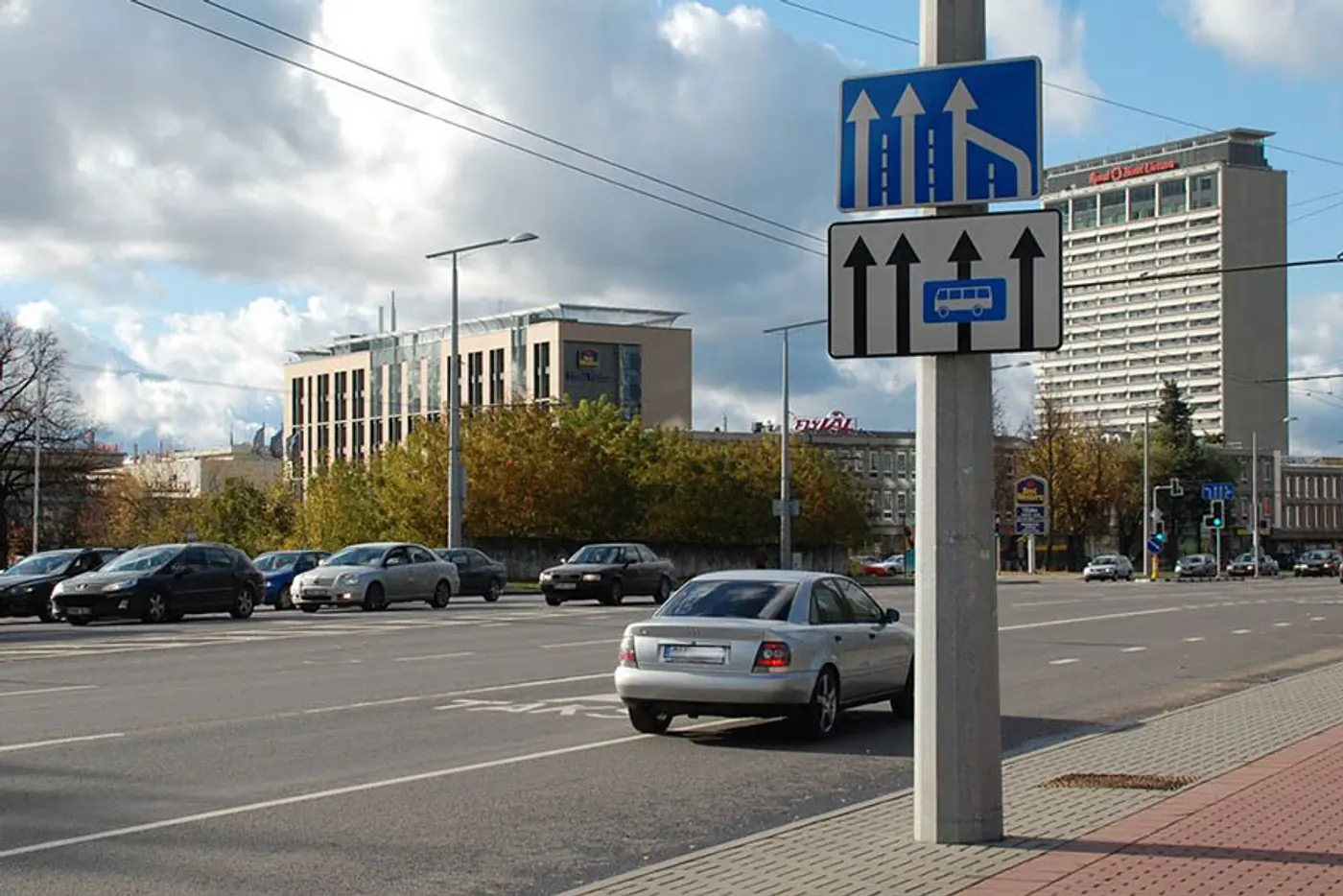 В Литве новые ПДД: на дорогах Вильнюса появились полосы А+