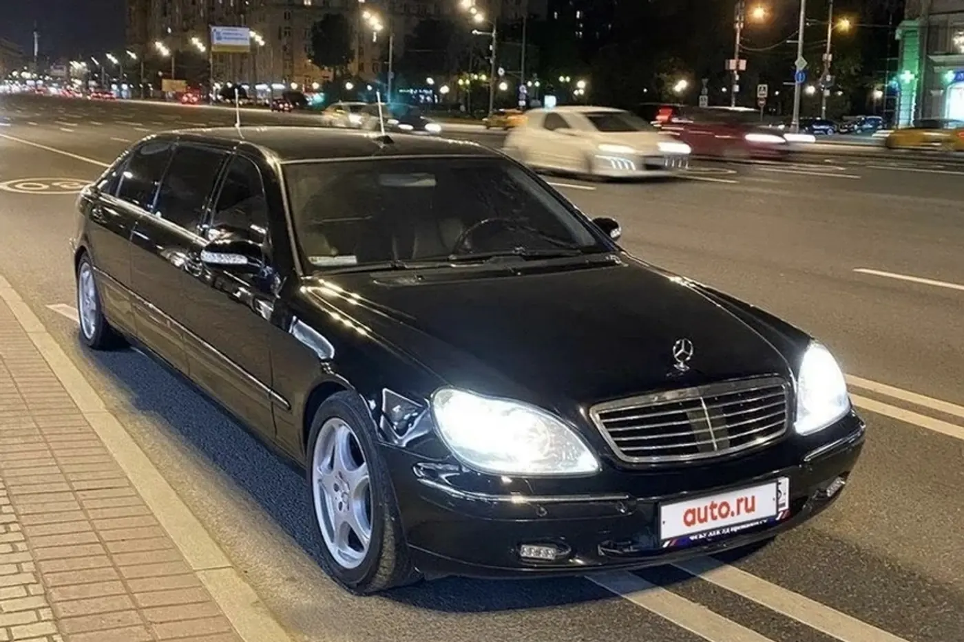 Mercedes-Benz S-Класс Pullman Владимира Жириновского выставлен на продажу. Цена подскочила вдвое